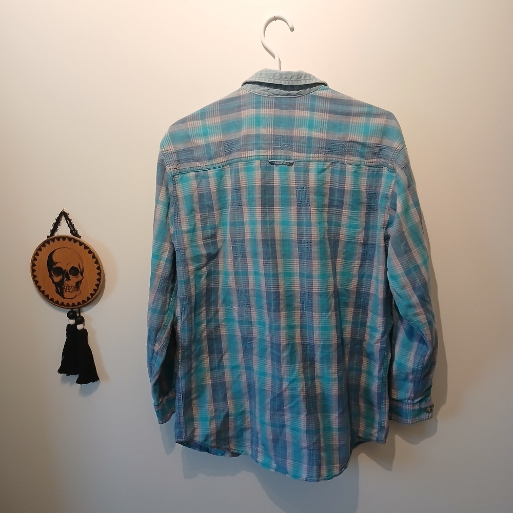 ZigZag Flannel Button-down Shirt - Picture 5 of 13